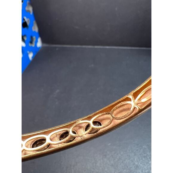 SOLD

Shungite and copper cuff bracelet with rose gold plating and magnets - Picture 8 of 10